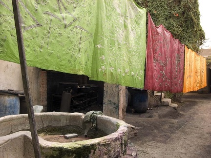 Atelier de batik au Centre d'Arts Wissa Wassef à Haraneya (Le Caire) 