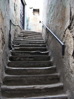 Escalera de piedra