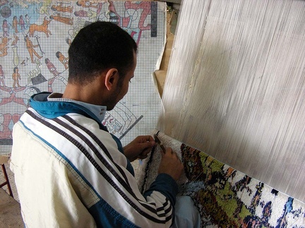  Atelier de tissage au Centre d'Arts Wissa Wassef à Haraneya (Le Caire) 