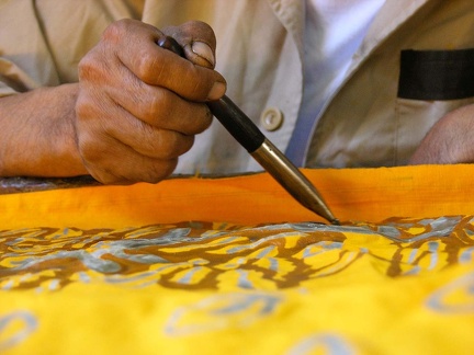 Atelier de batik au Centre d'Arts Wissa Wassef à Haraneya (Le Caire) 