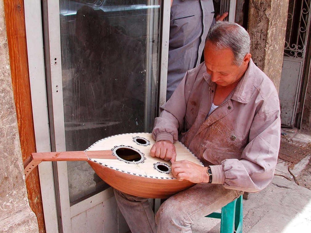 Luthier. Rue Mohamed Ali, Le Caire 
