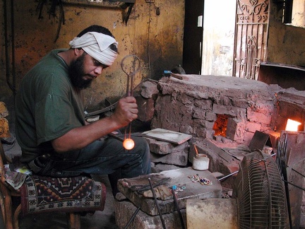 Soplador de vidrio. Bab el Nasr (El Cairo) 