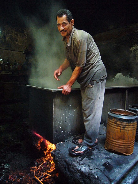 Atelier de teinturiers. Le Caire. 2006