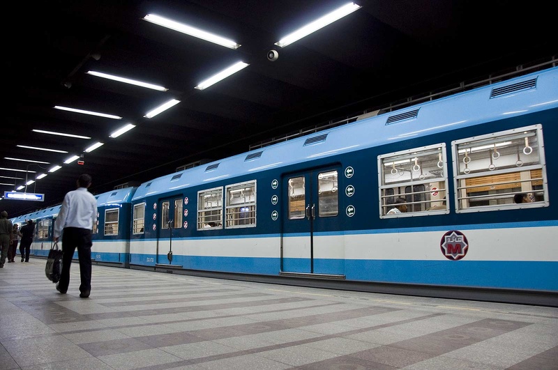 Metro station Sadat (Tahrir Square)  