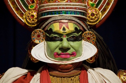 Danza Kathakali en un teatro