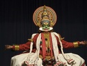 Danza Kathakali en un teatro