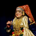 Danza Kathakali en un teatro