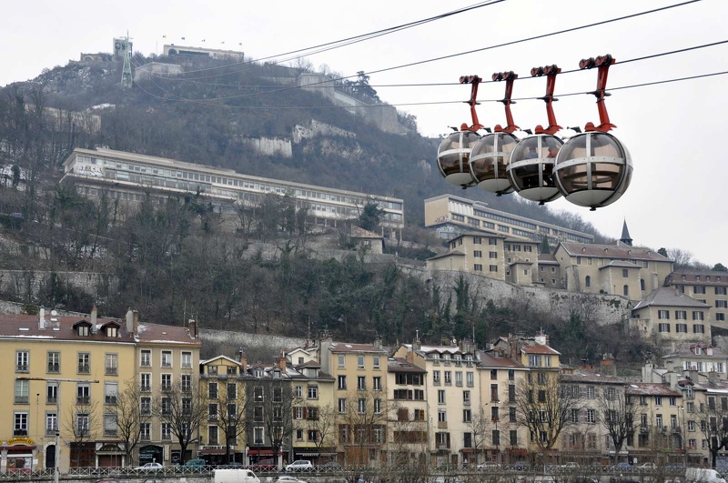  Teleferico en Grenoble