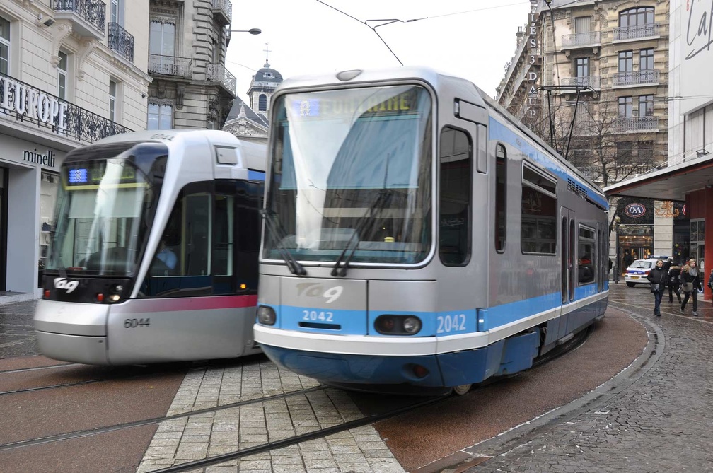  Tranvía de Grenoble