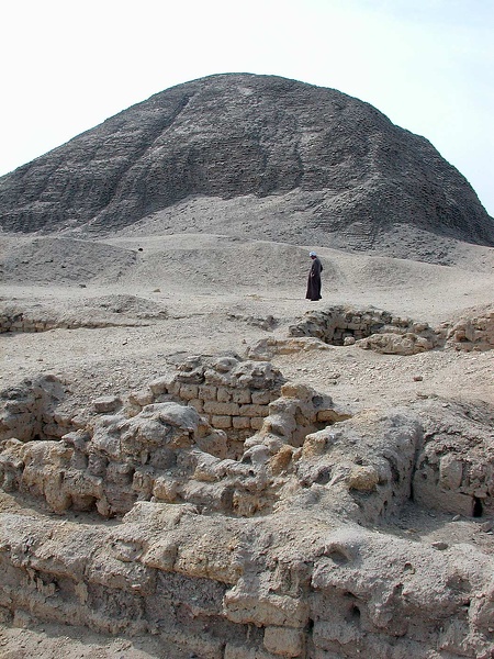 Pyramid of Hawara 