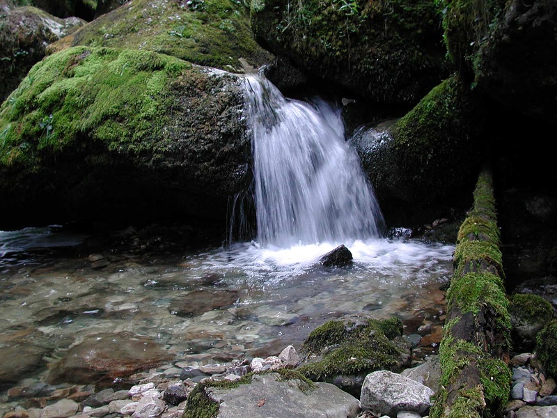 Waterfall. Cirque of Saint-Même (Savoy)  