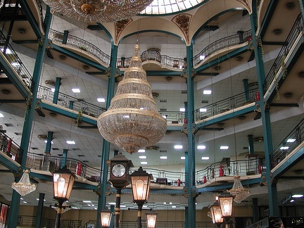 Magasin Sednaoui à Attaba (Le Caire)