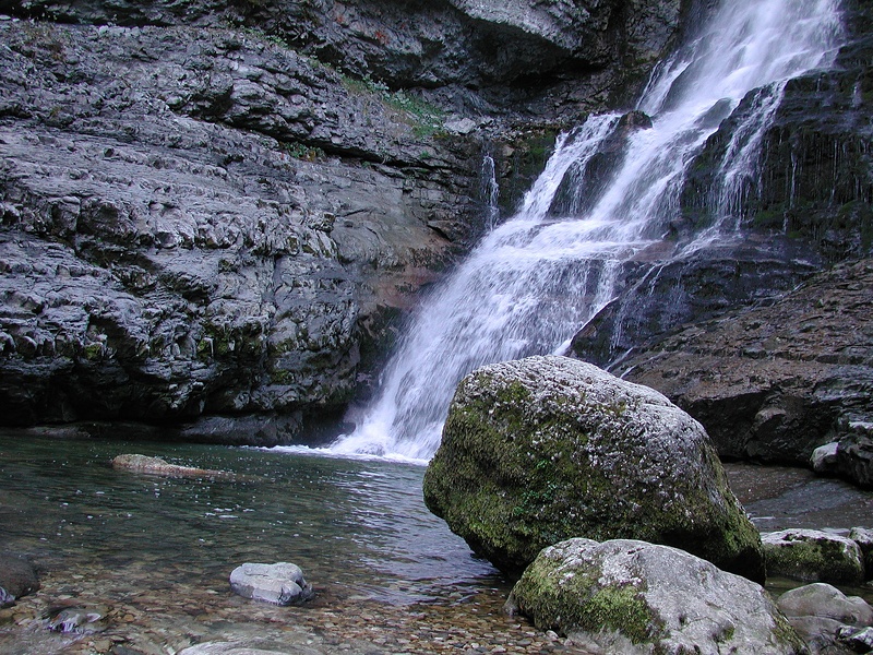 Waterfall. Cirque of Saint-Même (Savoy)  