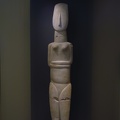 Idole cycladique. Musée National Archéologique. Athènes 