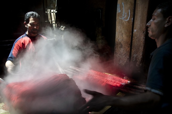 Atelier de teinturiers. Le Caire