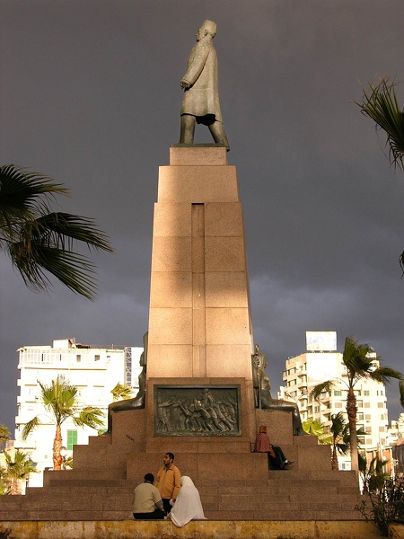 Statue of Saad Zaghloul  