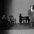 Un étranger au théâtre