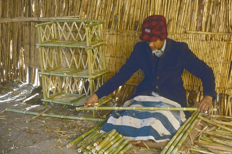 Fabricant de meubles en bambou