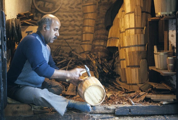 Tonnelier. Médina de Fès