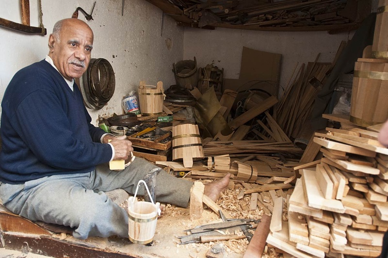 Tourneur sur bois. Médina de Fès