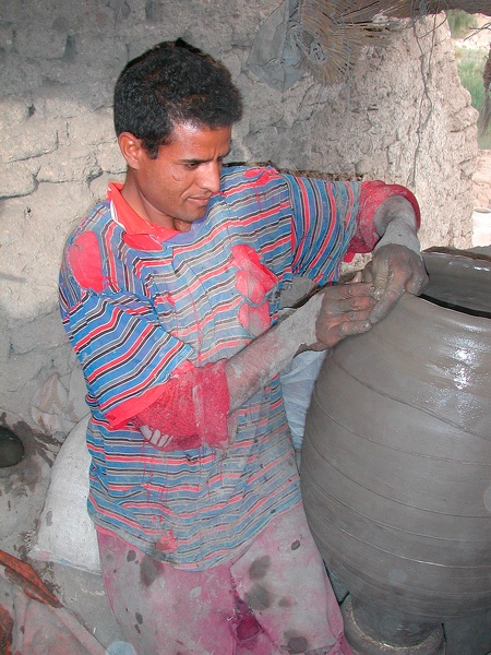 Potier dans l'oasis du Fayoum, 2003