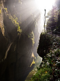 Le pont romain sur le Guiers Vif à Saint Christophe la Grotte